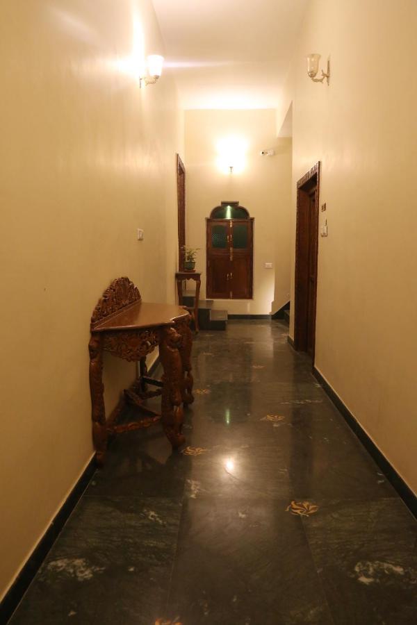 Vijaigarh Kothi - Heritage Boutique Varanasi Exterior foto