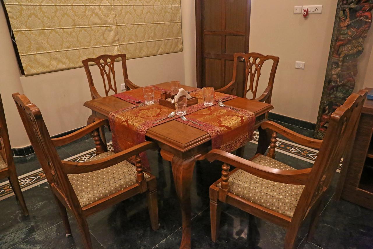 Vijaigarh Kothi - Heritage Boutique Varanasi Exterior foto